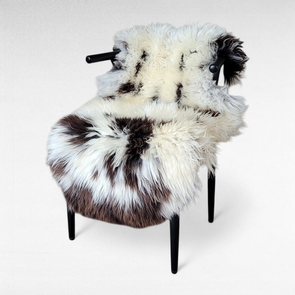 Cushy Natural Spotted  Dutch Sheepskin 48" x 27"